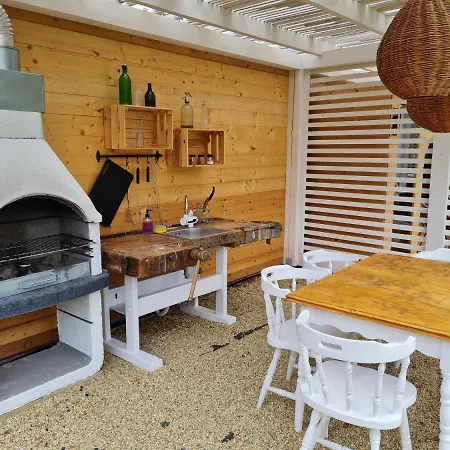 Videki Varazs Vendeghaz *