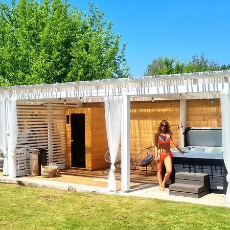 公寓 Videki Varazs Vendeghaz *