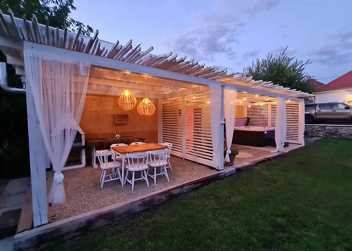 公寓 Videki Varazs Vendeghaz