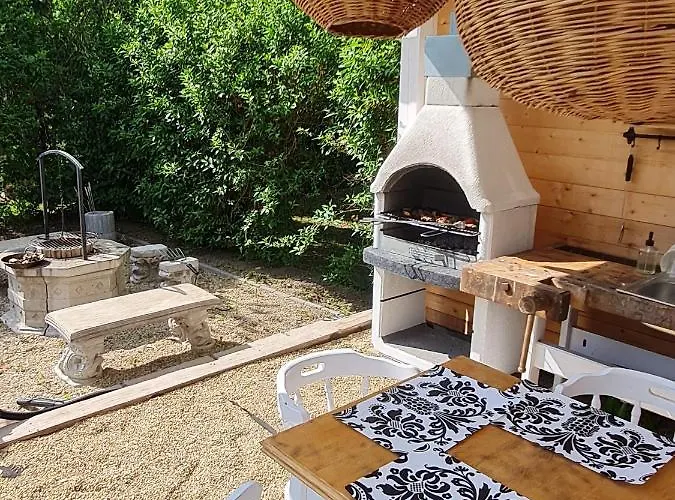 Videki Varazs Vendeghaz 公寓