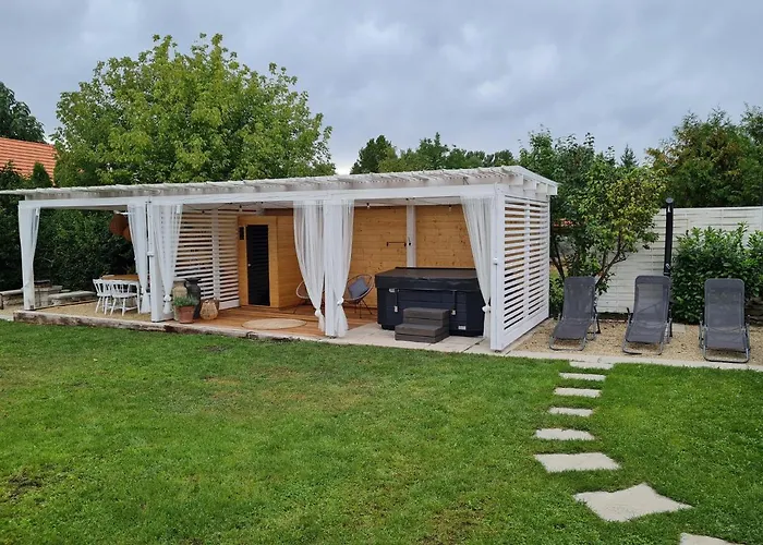 Videki Varazs Vendeghaz 公寓 *