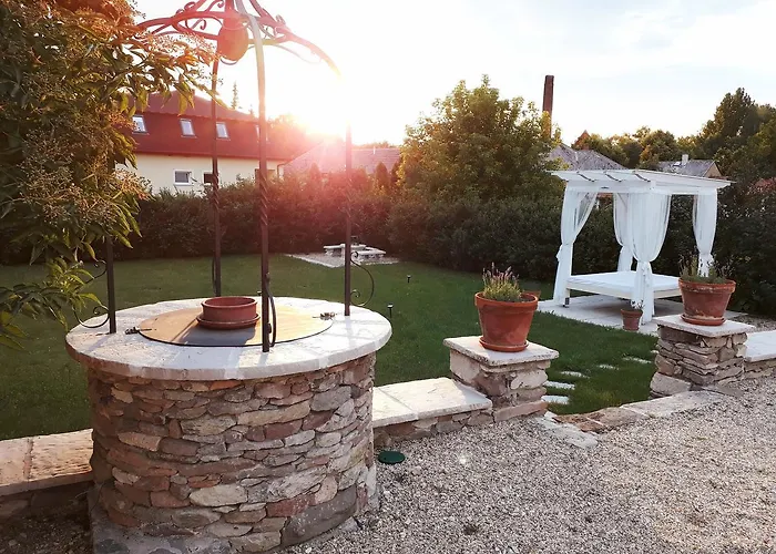 Videki Varazs Vendeghaz